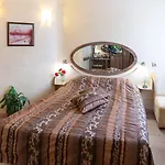 Szálloda Color 3*