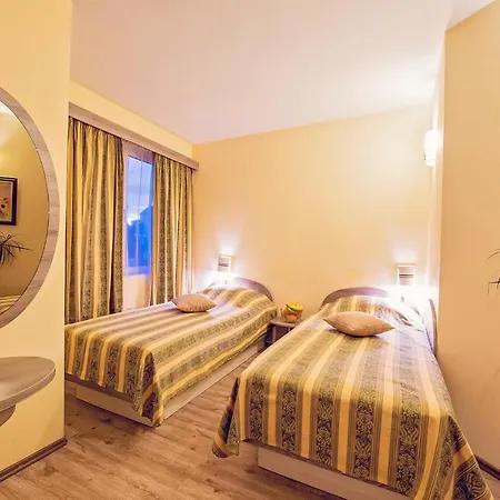 Color Ξενοδοχείο 3*