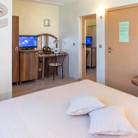 Hotel Color 3*