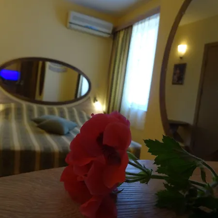 Color Ξενοδοχείο 3*