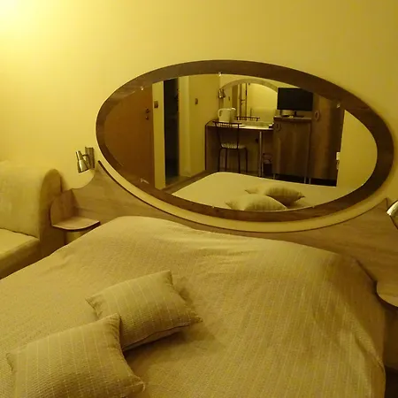 Color Ξενοδοχείο 3*