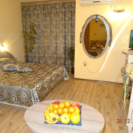 Color Ξενοδοχείο Βάρνα