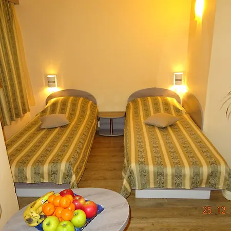 Ξενοδοχείο Color 3*