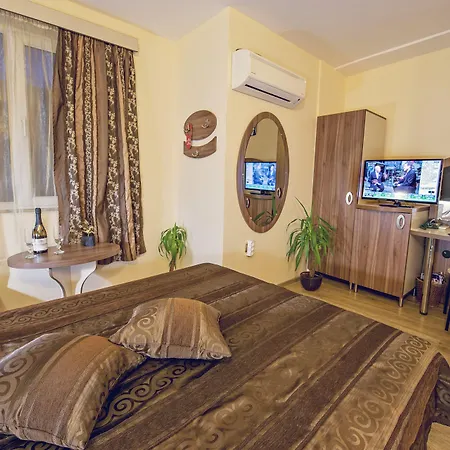 Color Ξενοδοχείο 3*