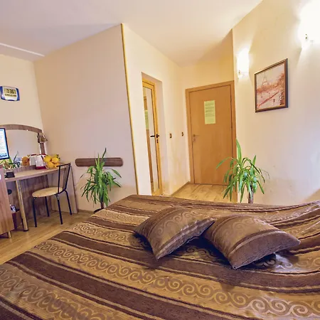 Color Ξενοδοχείο 3*