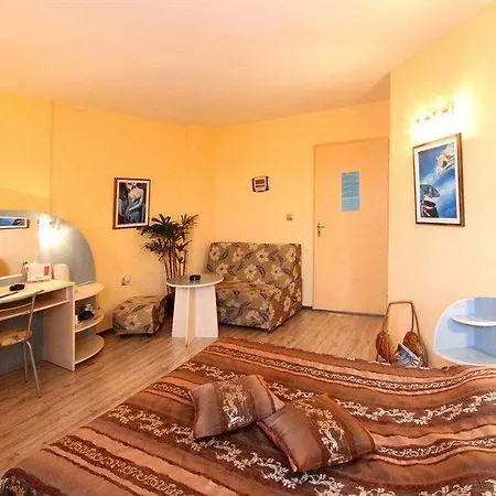 Color 3* فارنا