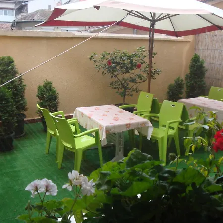 فندق Color فارنا
